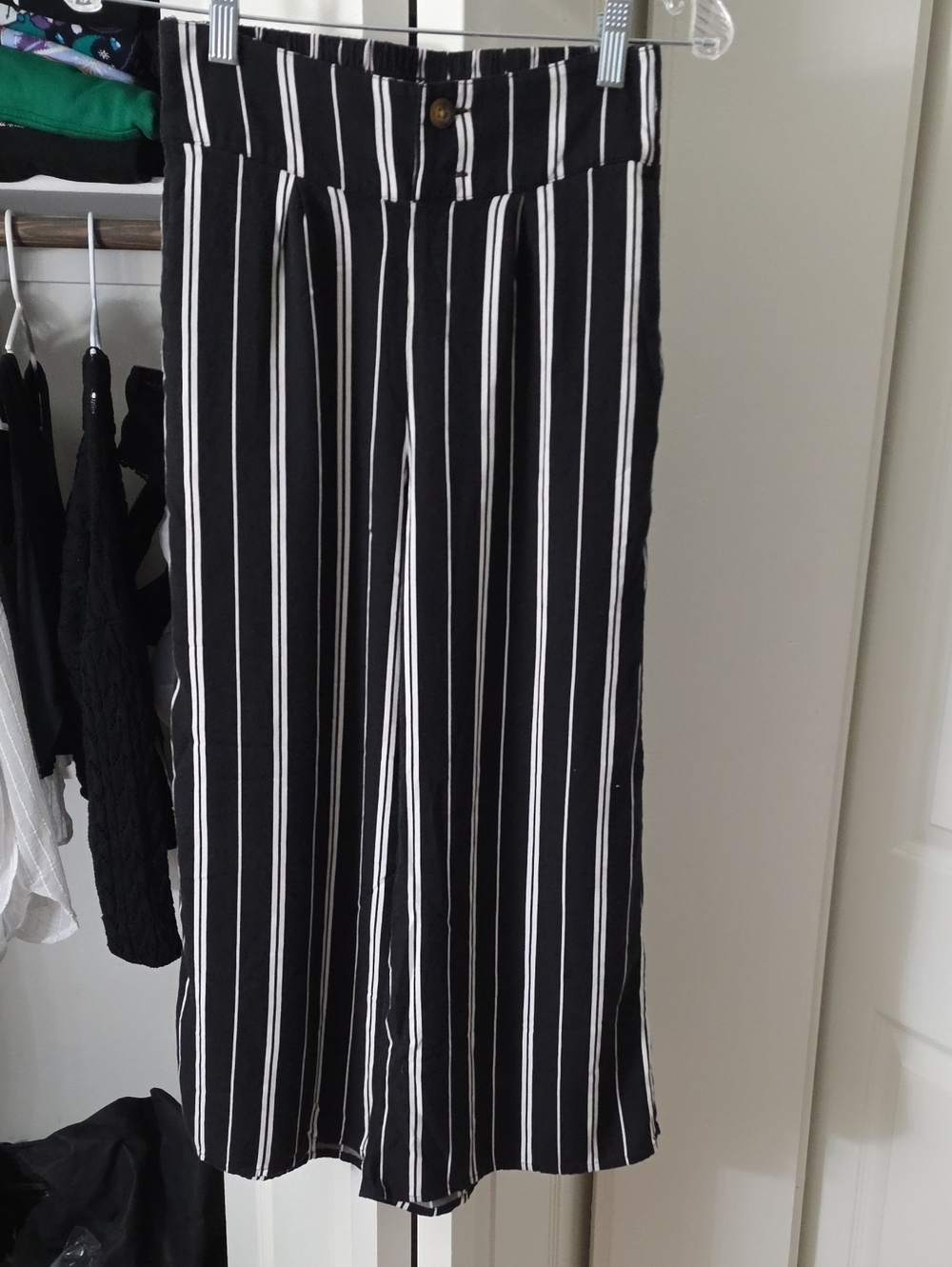 Hollister Black and White Striped Wide-Leg Pants